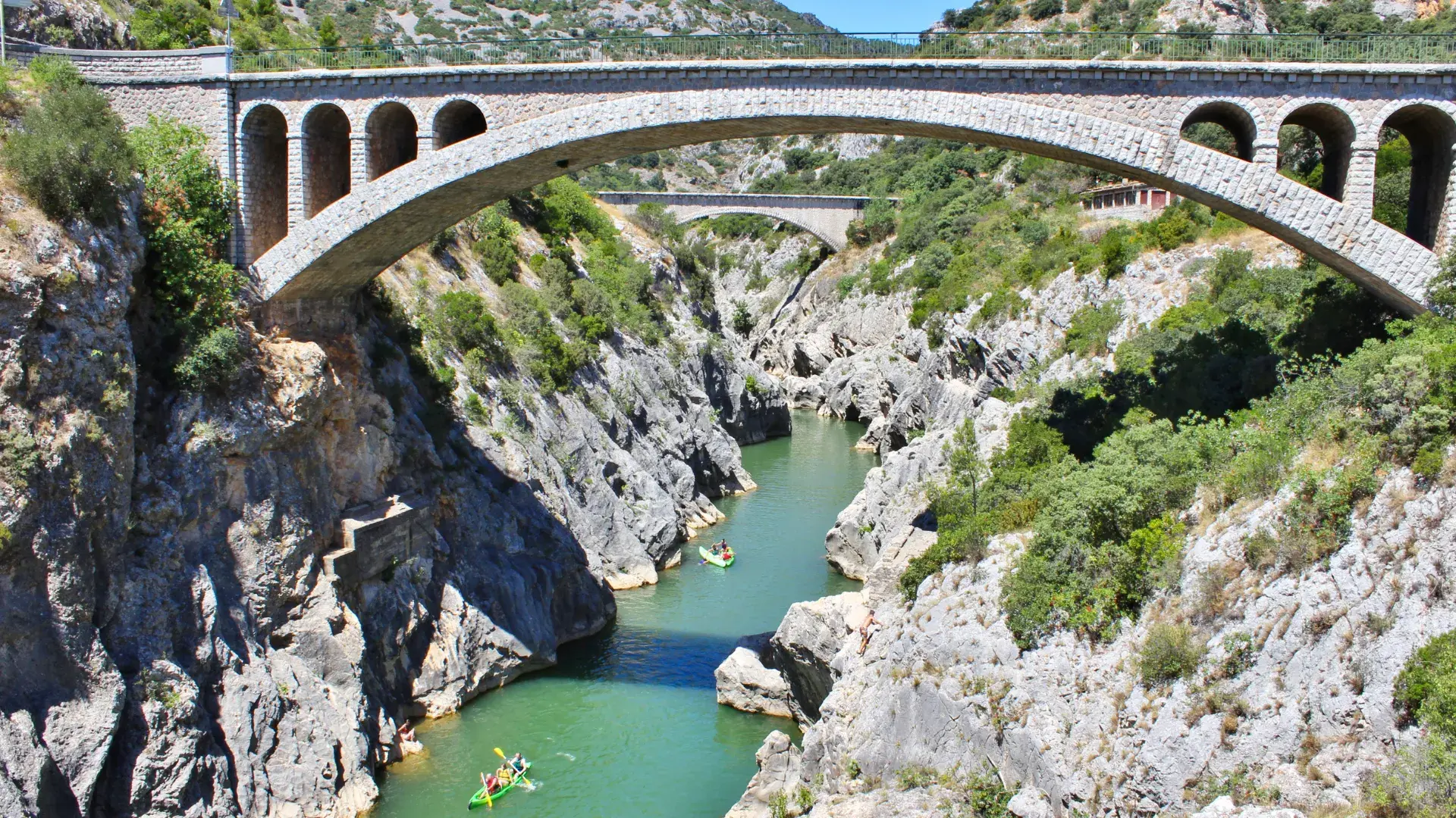 Debarras dans lHerault vue pont du Diable